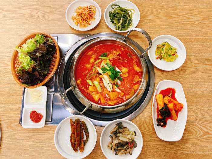 고추장불고기 간장 불백 김치찌개 충청도 짜글이 충주 맛집 추천 생방송투데이 보고 먹고 즐기고 3GO