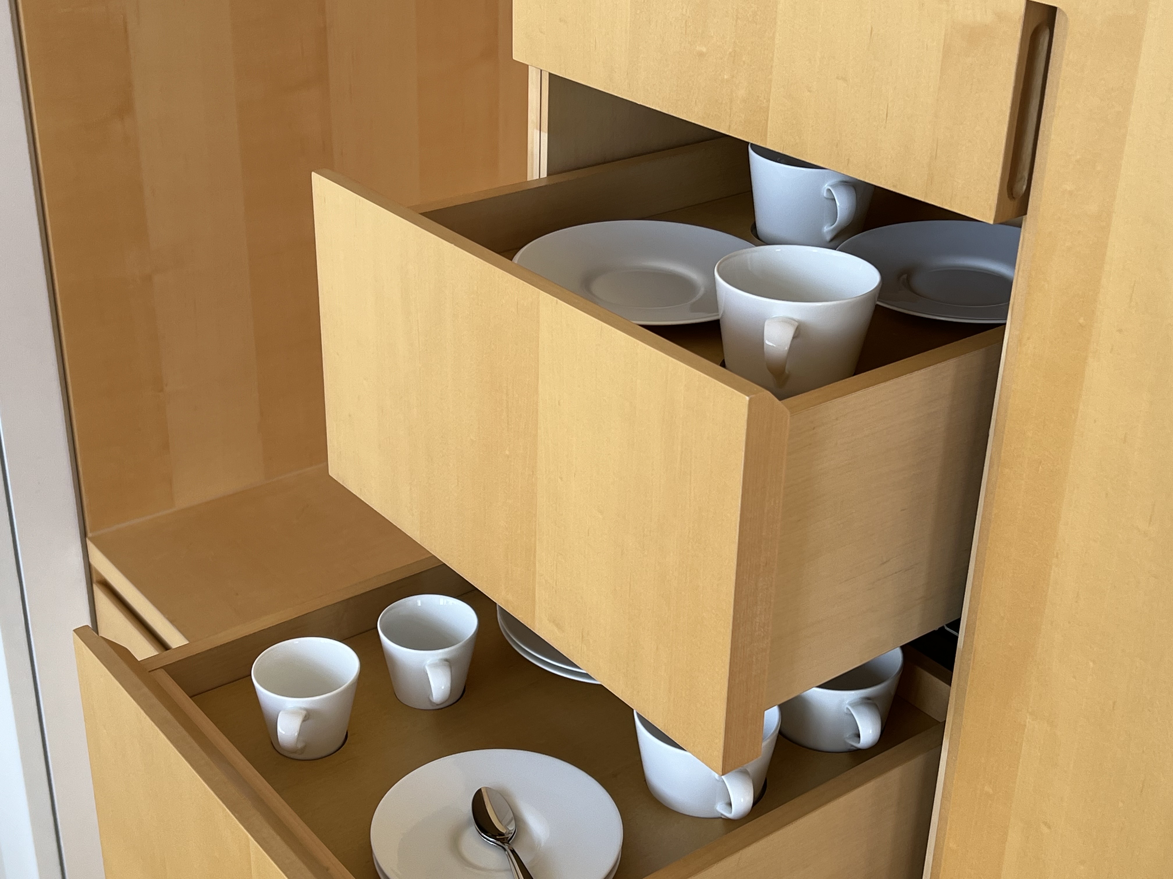 강릉-씨마크호텔-컵-잔