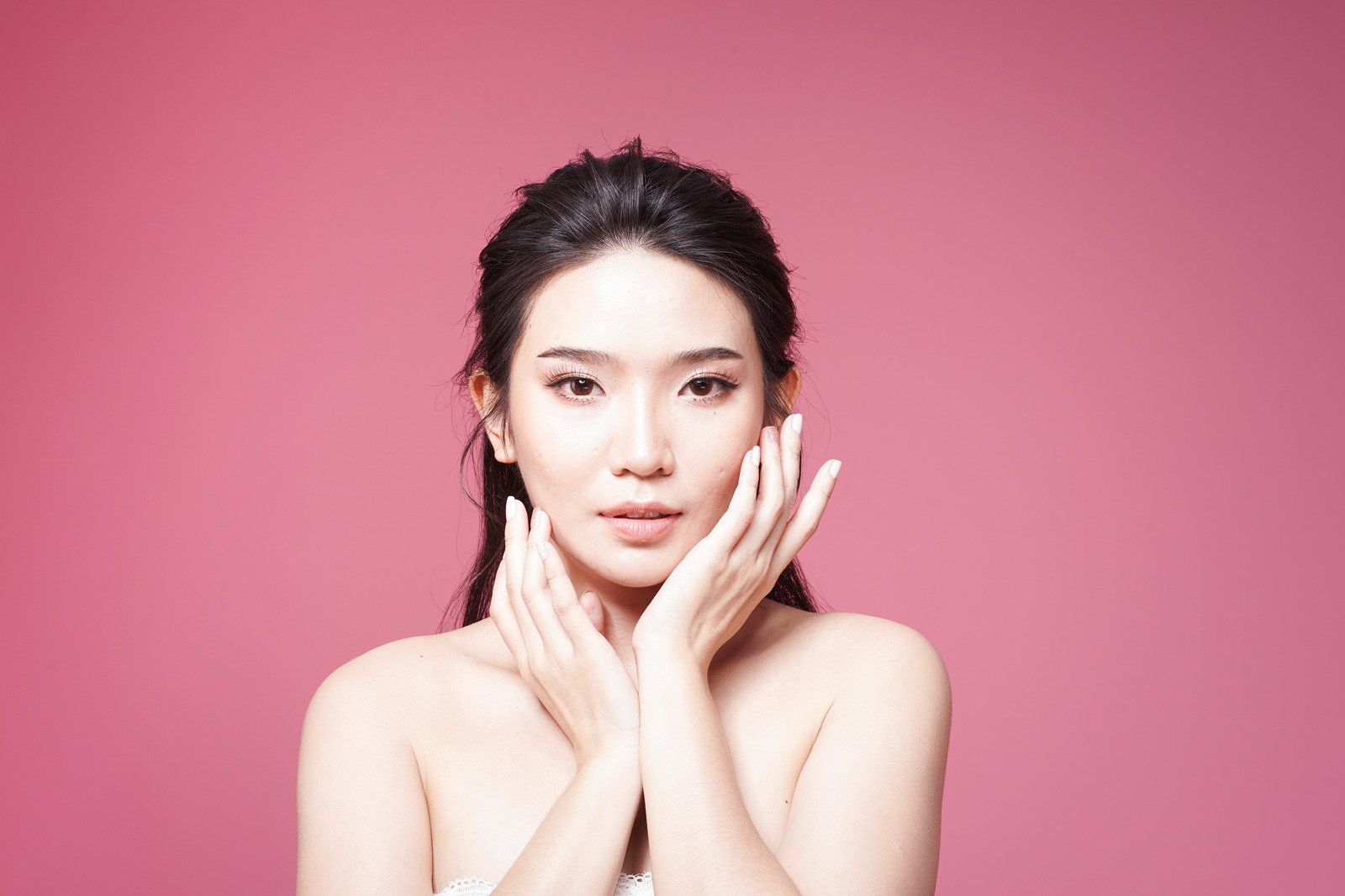 피부결 관리와 하얀 피부 만들기: 비결과 방법