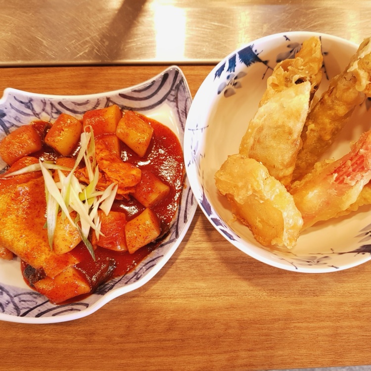 생방송오늘저녁 은평구 연신내역 편스토랑 이영자 아이키 소개 부산식 가마솥 방앗간 가래떡 떡볶이 맛집 추천