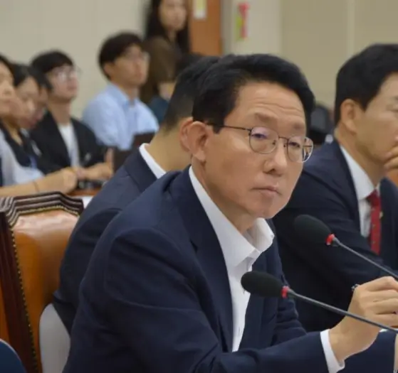 김상훈