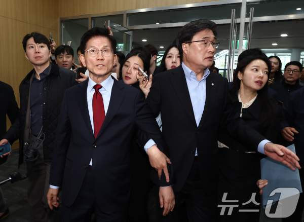 김대식 국회의원 김문수 후보 동의 없이 여론조사 불가 주장