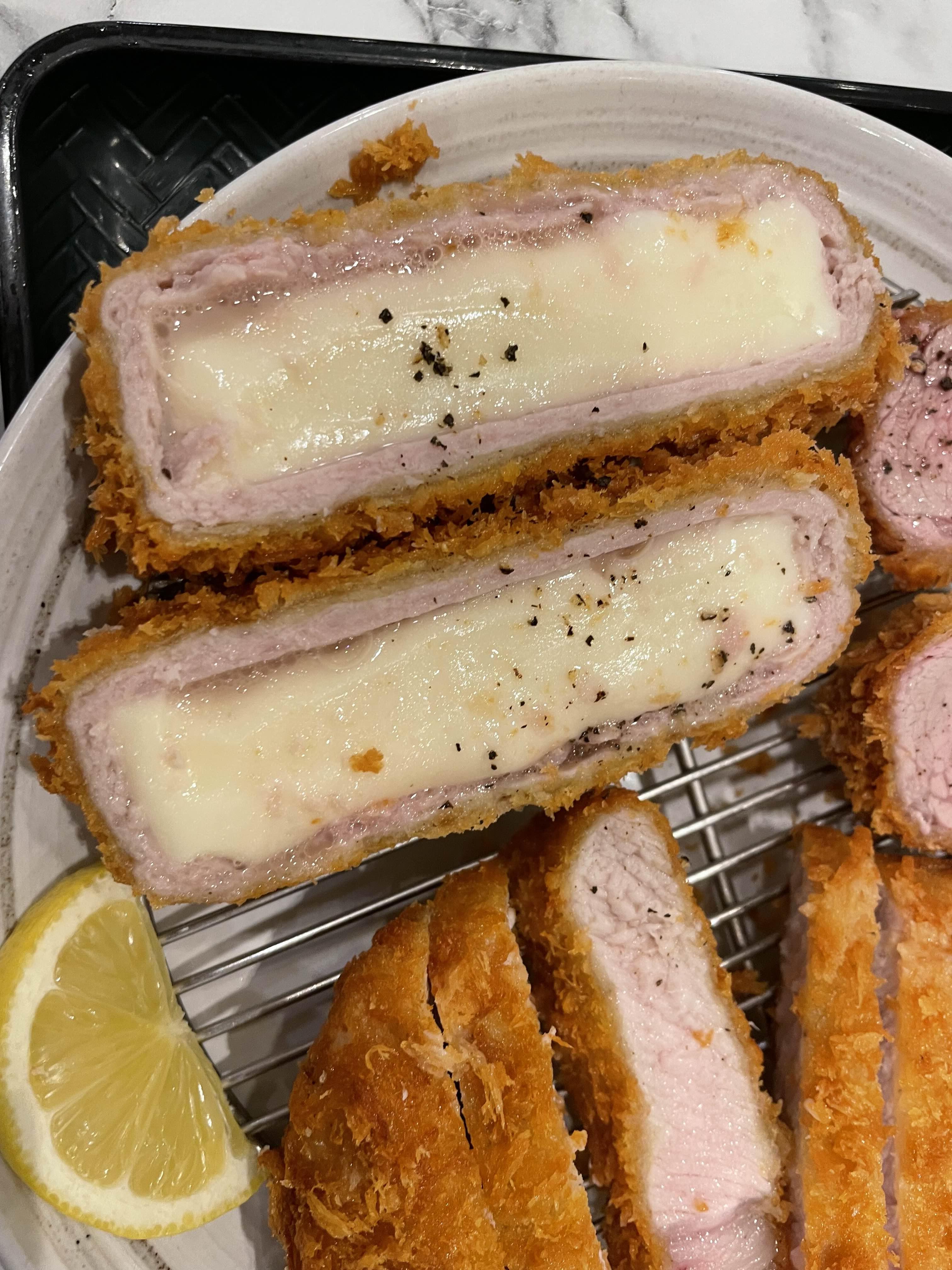 삼백돈 돈카츠 치즈카츠