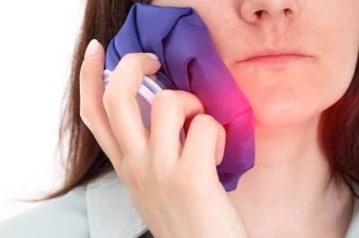 임플란트 통증 완화 얼음찜질