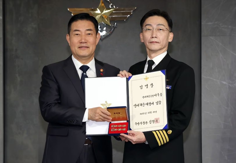 이국종 해군 명예대령 국군대전병원장 취임 근황