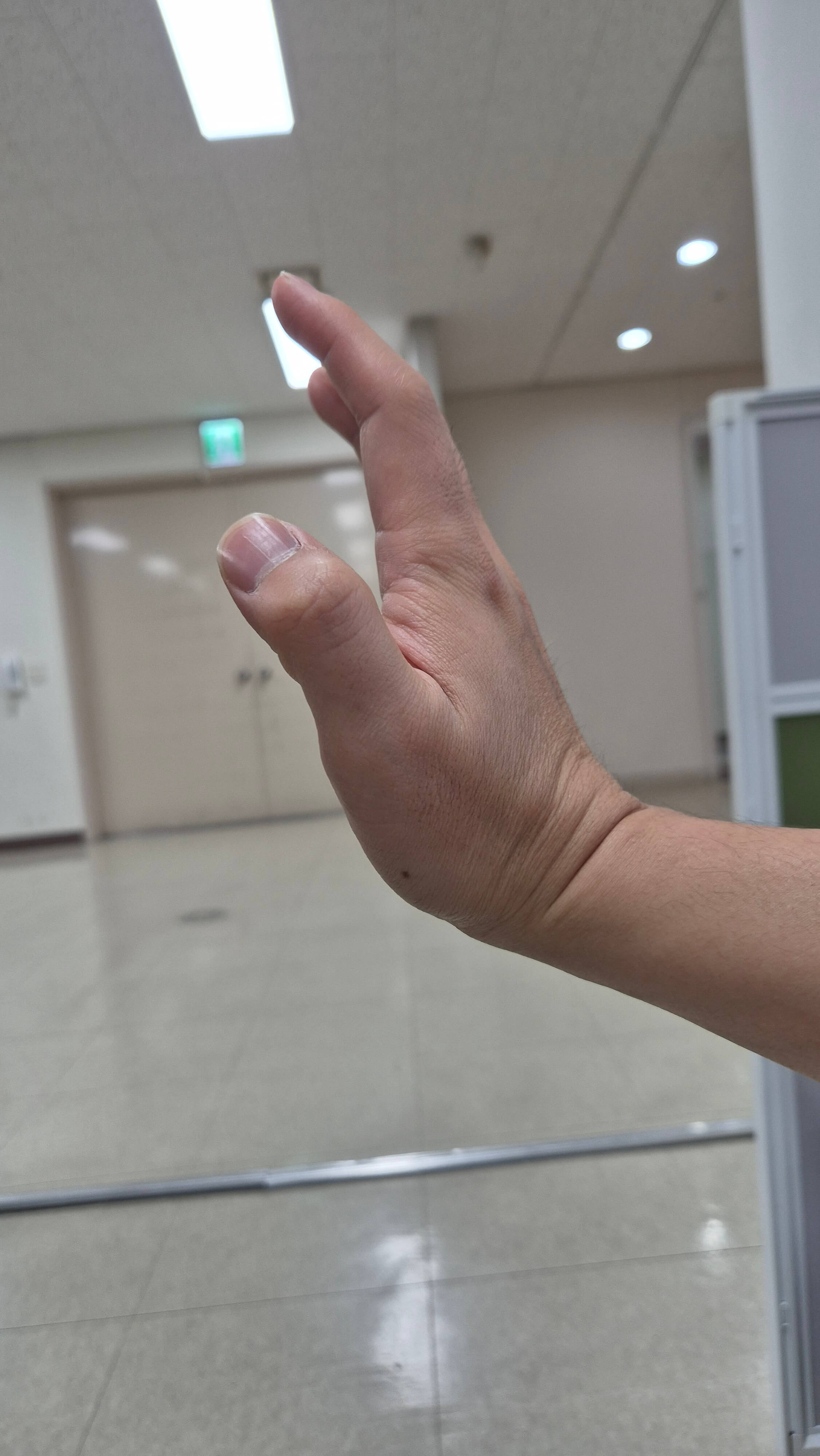 손목 꺽기 스트레칭