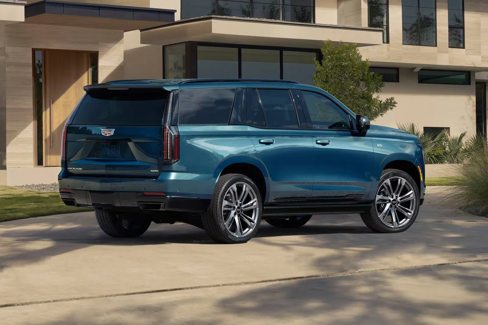 캐딜락 에스컬레이드 이미지