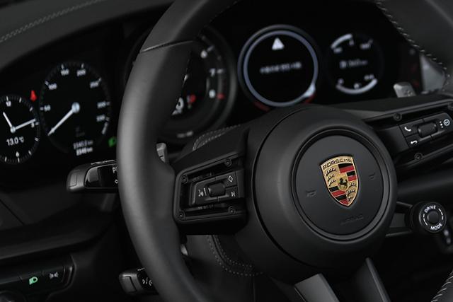 포르쉐 911 타르가 4 GTS