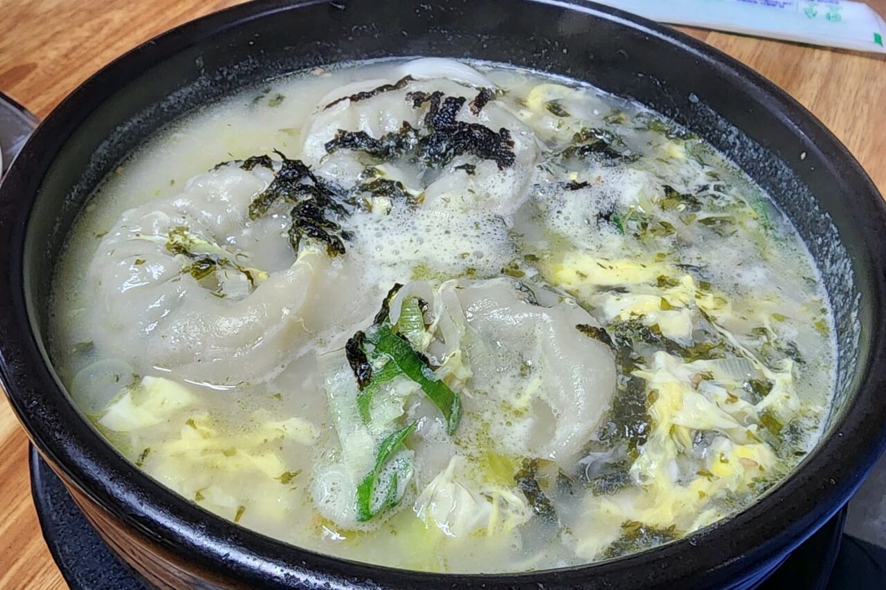 식객 허영만의 백반기행 297회 귀궁 육성재와 함께한 춘천 회냉면 맛집 춘천집 