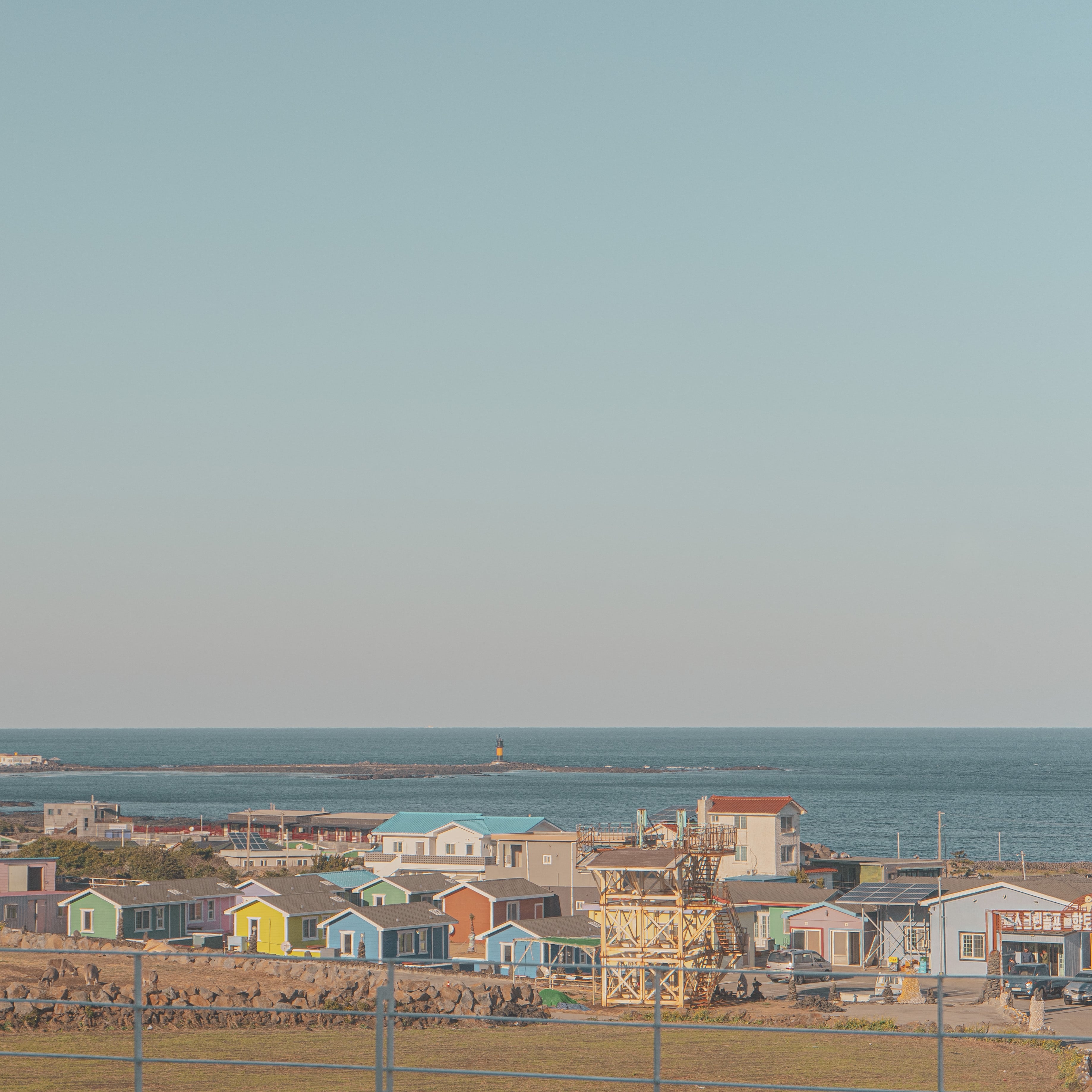 우도 바닷가 마을 해변 주택가