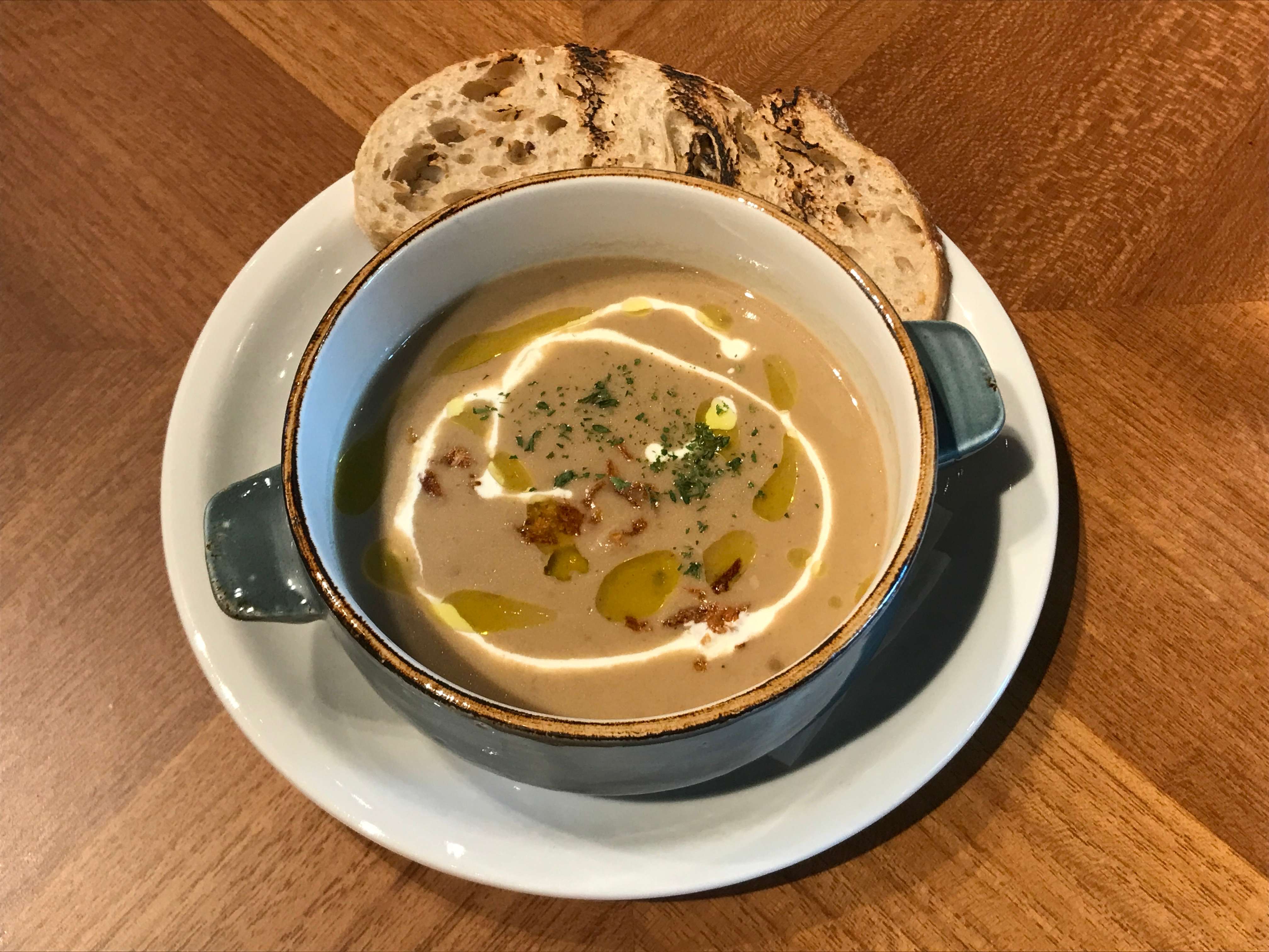 포르치니 버섯 수프