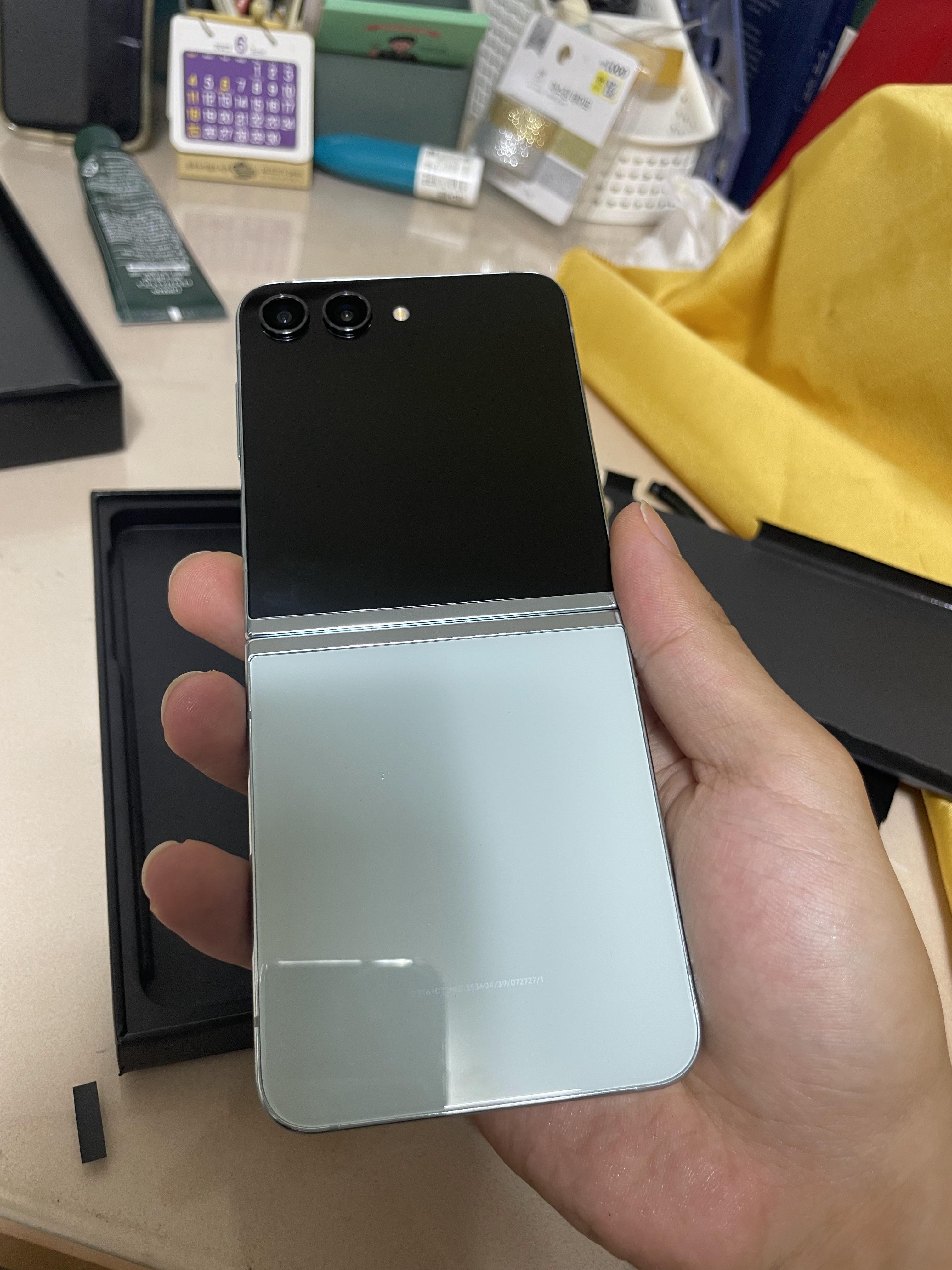 갤럭시 z 플립 5 후기