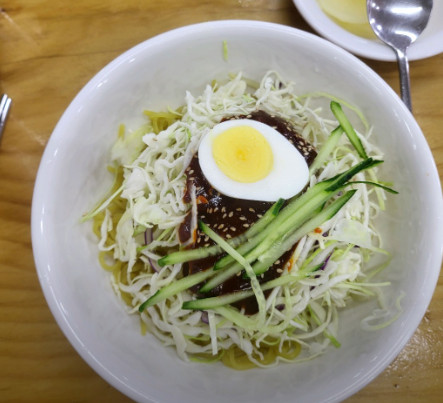 식스센스 전주 초록색 크리미 콩국수 맛집 정보