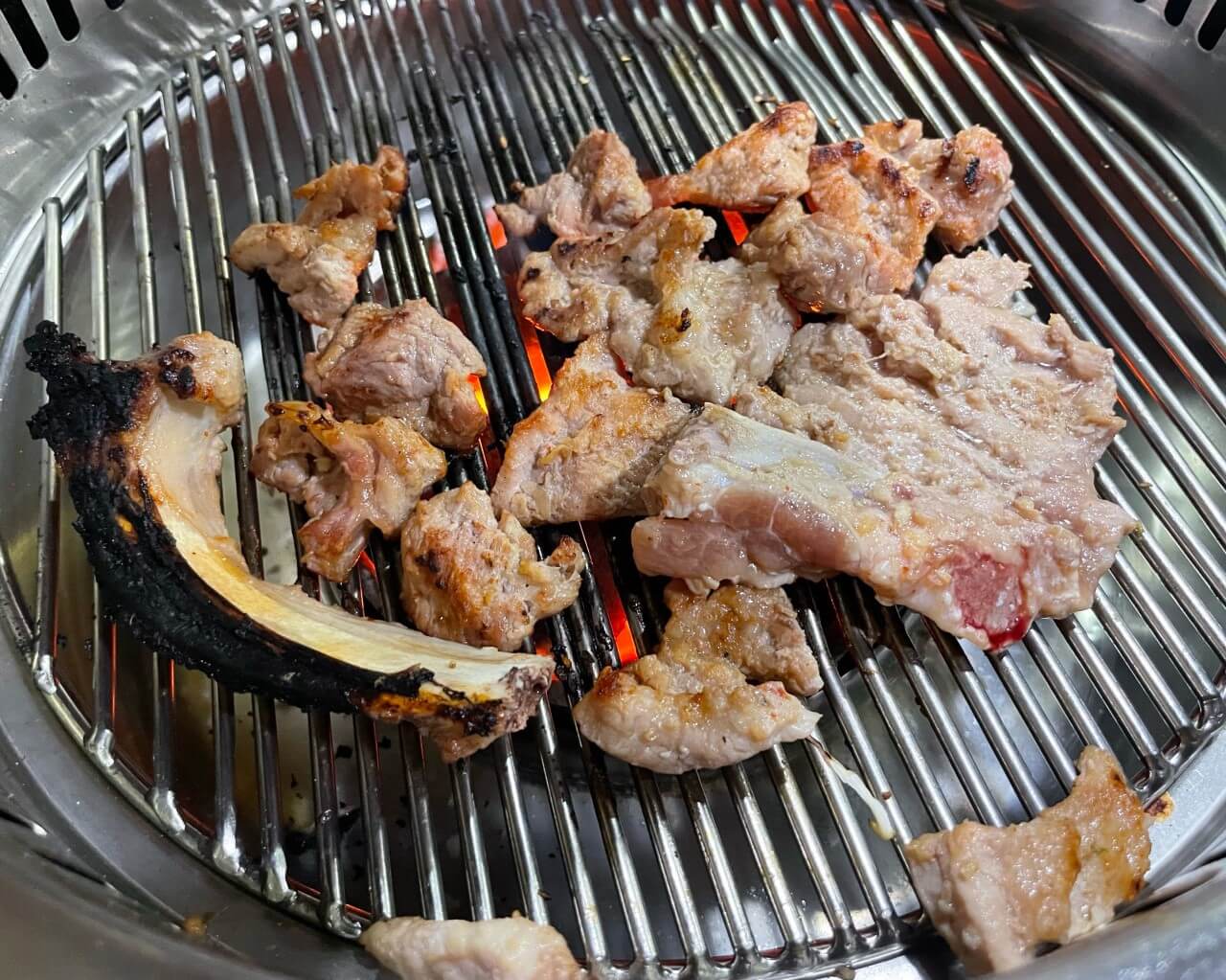 생방송투데이 3783회 외국인의 밥상 대전 중구 48년 전통 돼지갈비 한 상 맛집 대전갈비집