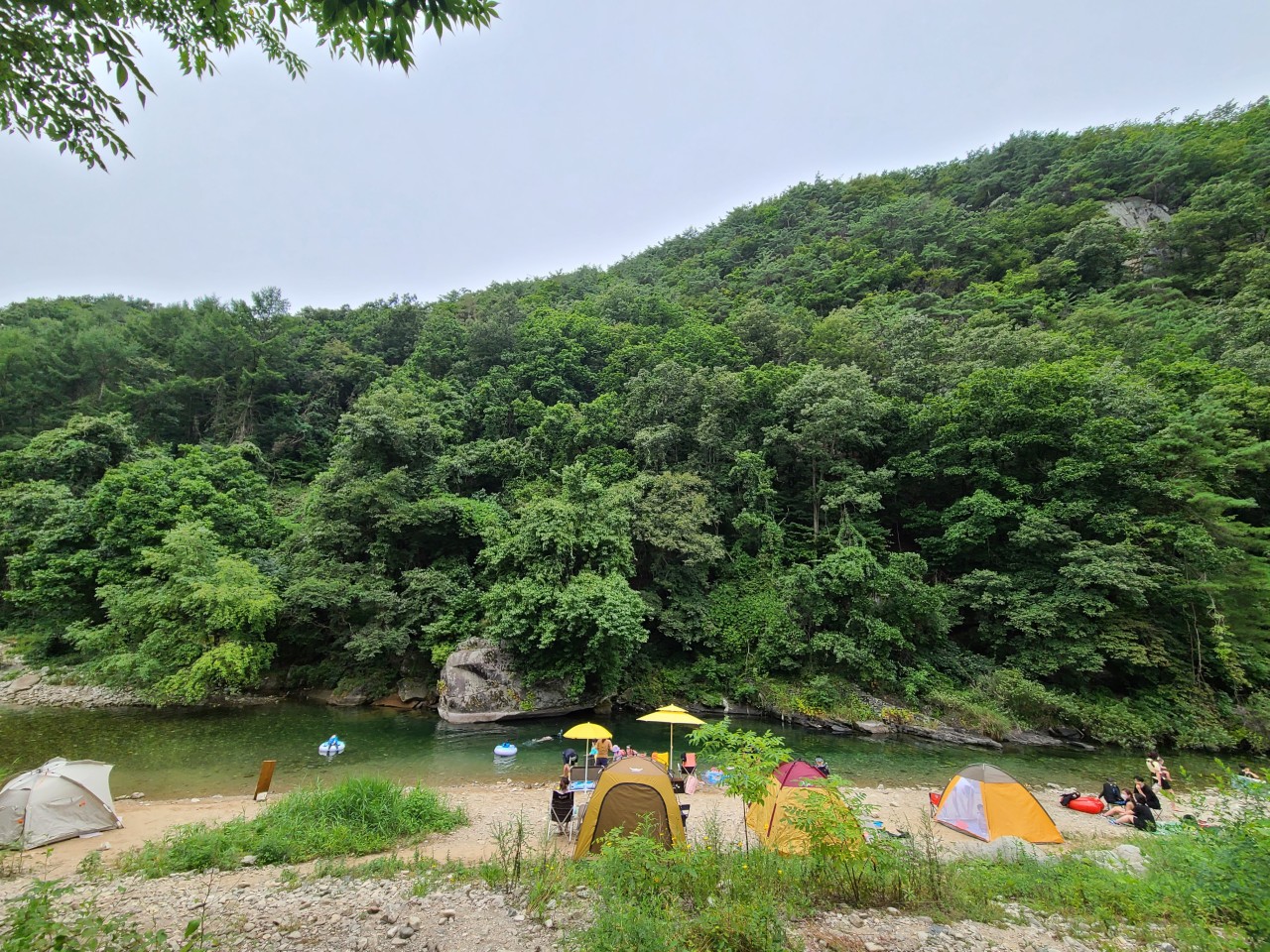 가평 그라운드휴 카페