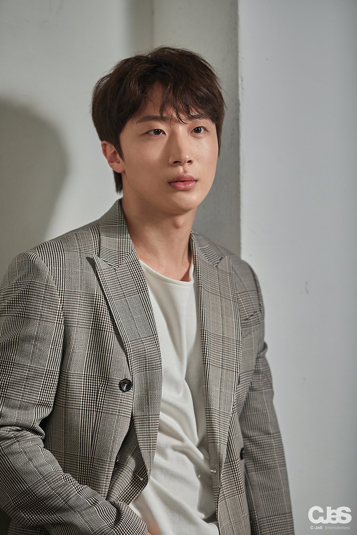 김명준 배우 나이 프로필 키 화보 모범형사 출연작 드라마 과거 결혼