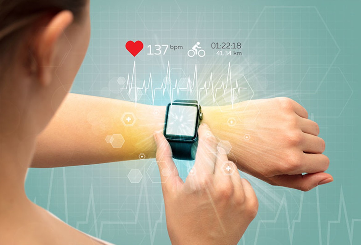 스마트워치와 건강 관리 사진