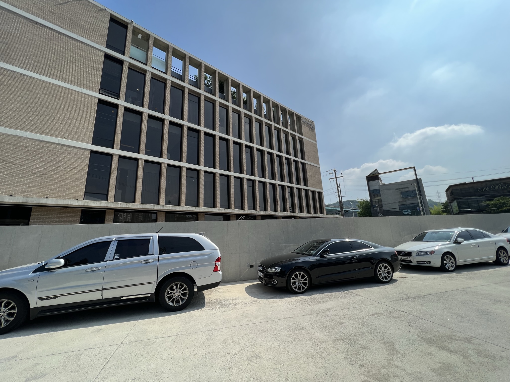 가구_편집샵왕_카페_주차