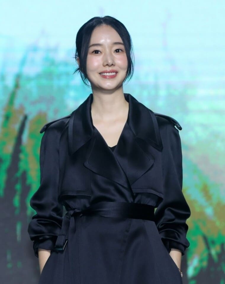 가수-겸-배우-이정현