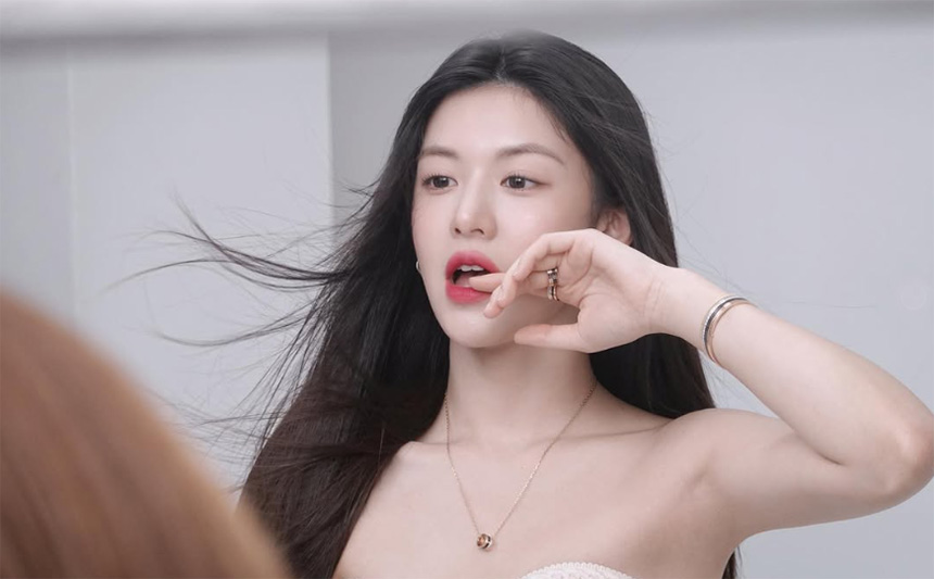 고윤정-프로필-키-나이