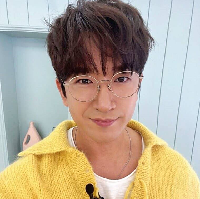 가수-이민우