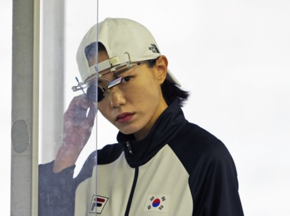 김예지 루이비통