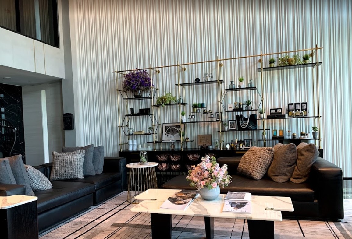 더 아웃포스트 호텔