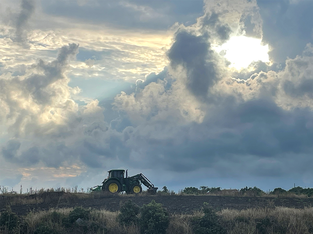 다양한 구름 사이로 열린 하늘 무료 이미지 다운로드