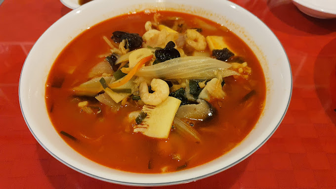 신촌 퓨전 중국집 '완차이'