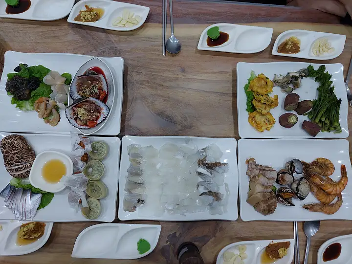 전남 장흥 식당 낙지 산낙지 갑오징어회 갑오징어숙회 먹물볶음밥 맛집 추천