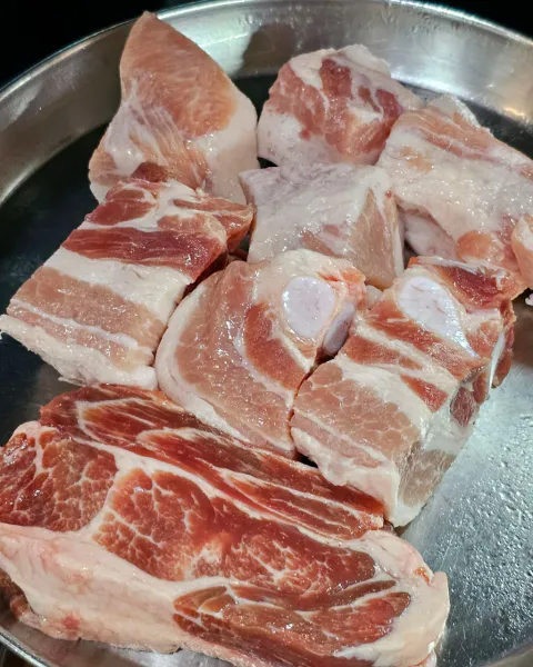 생생정보 기다려야 제맛 깍두기 항정살