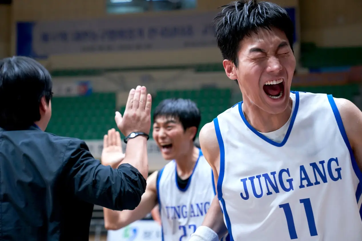 장항준-감독-영화-리바운드-출연진-줄거리-OTT-실화