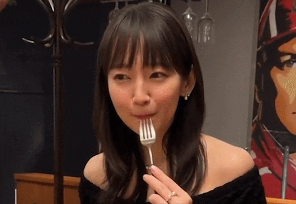 요시오카 리호 吉岡里帆 gif