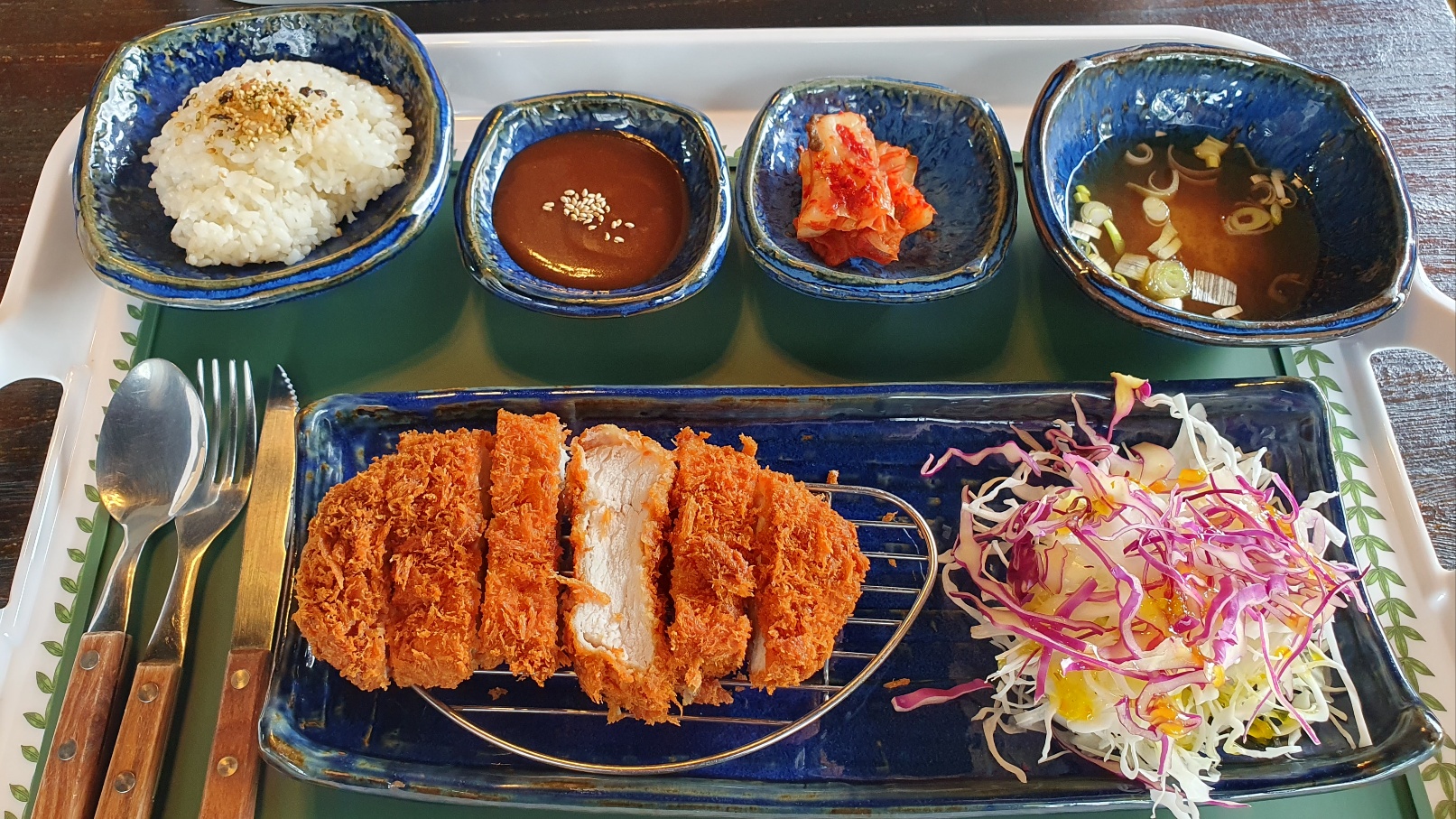 찰리비웍스 돈가스 사진