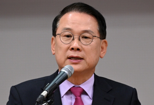 윤두현 국회의원 프로필 나이 고향 학력 지역구 재산