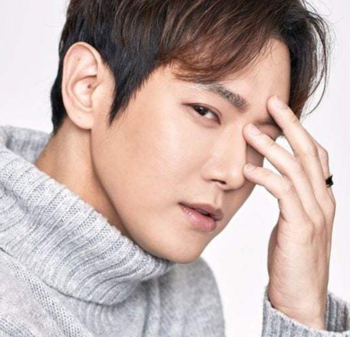 환희 성형 의혹