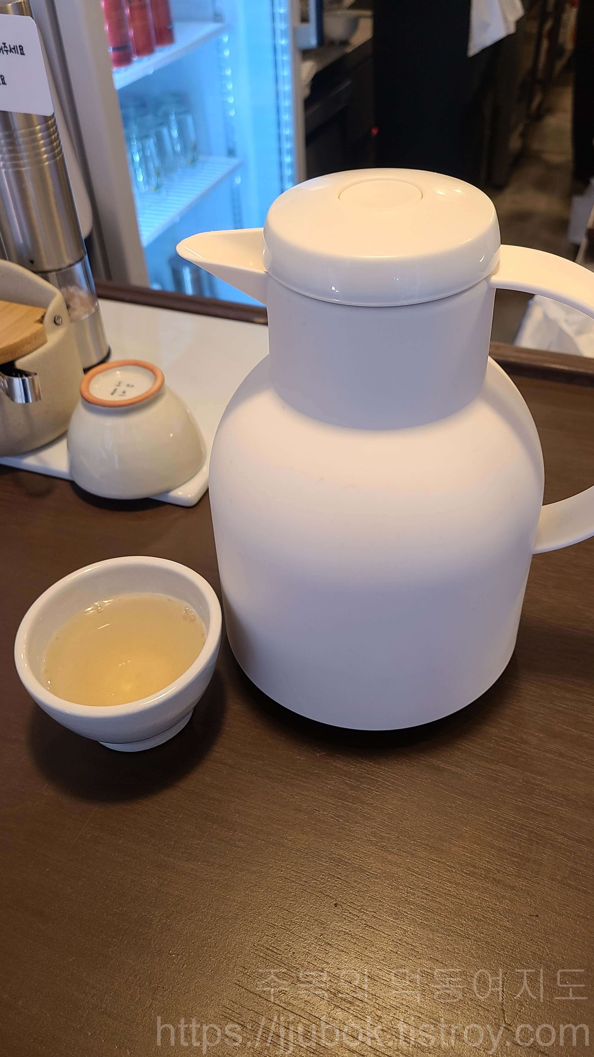 도톰카츠-부평점-물-2