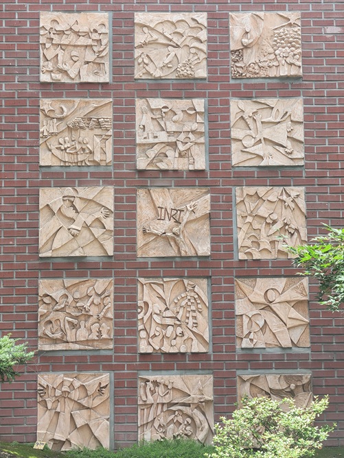 청주 개신동성당 부조 작품