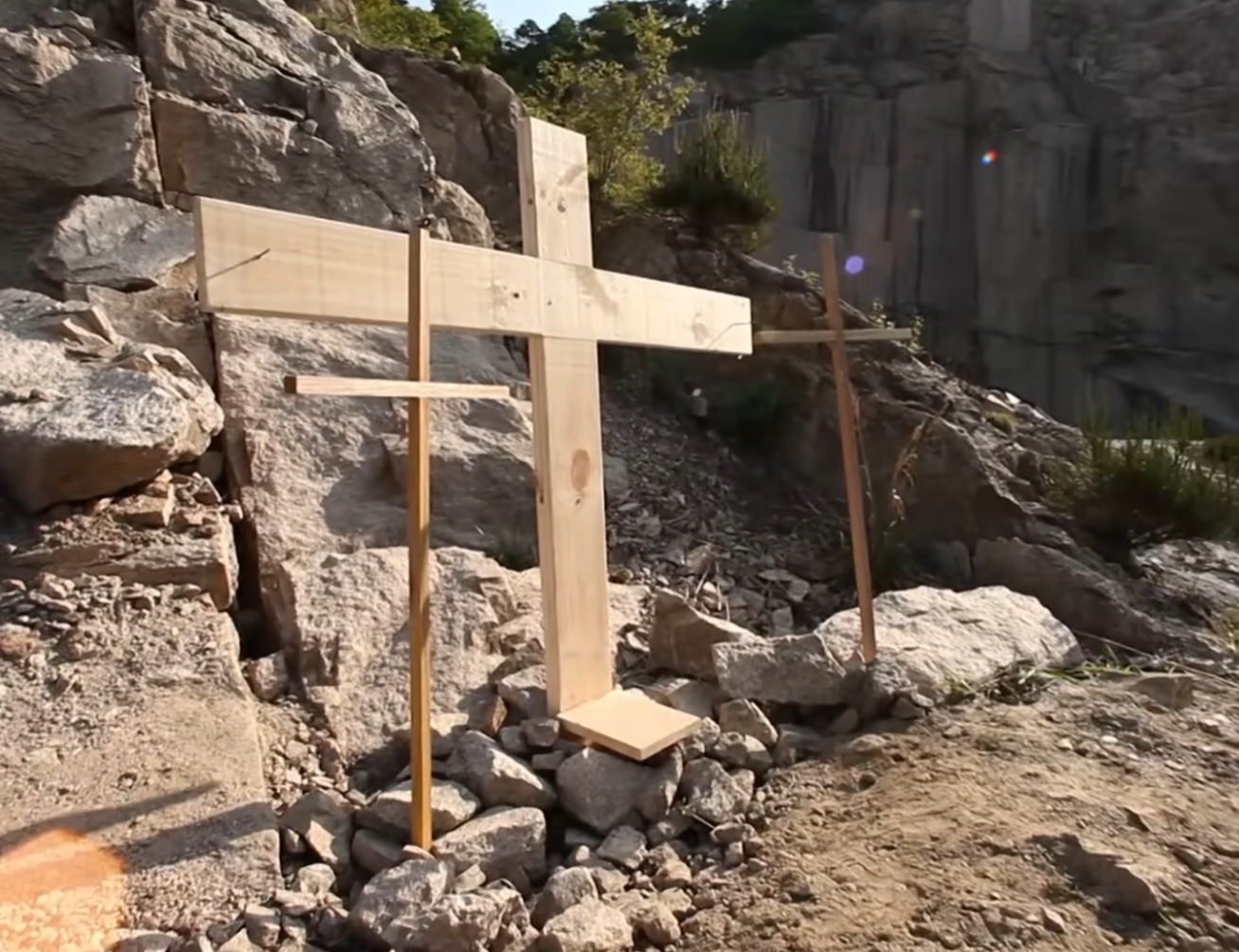 문경 십자가 시신 사건