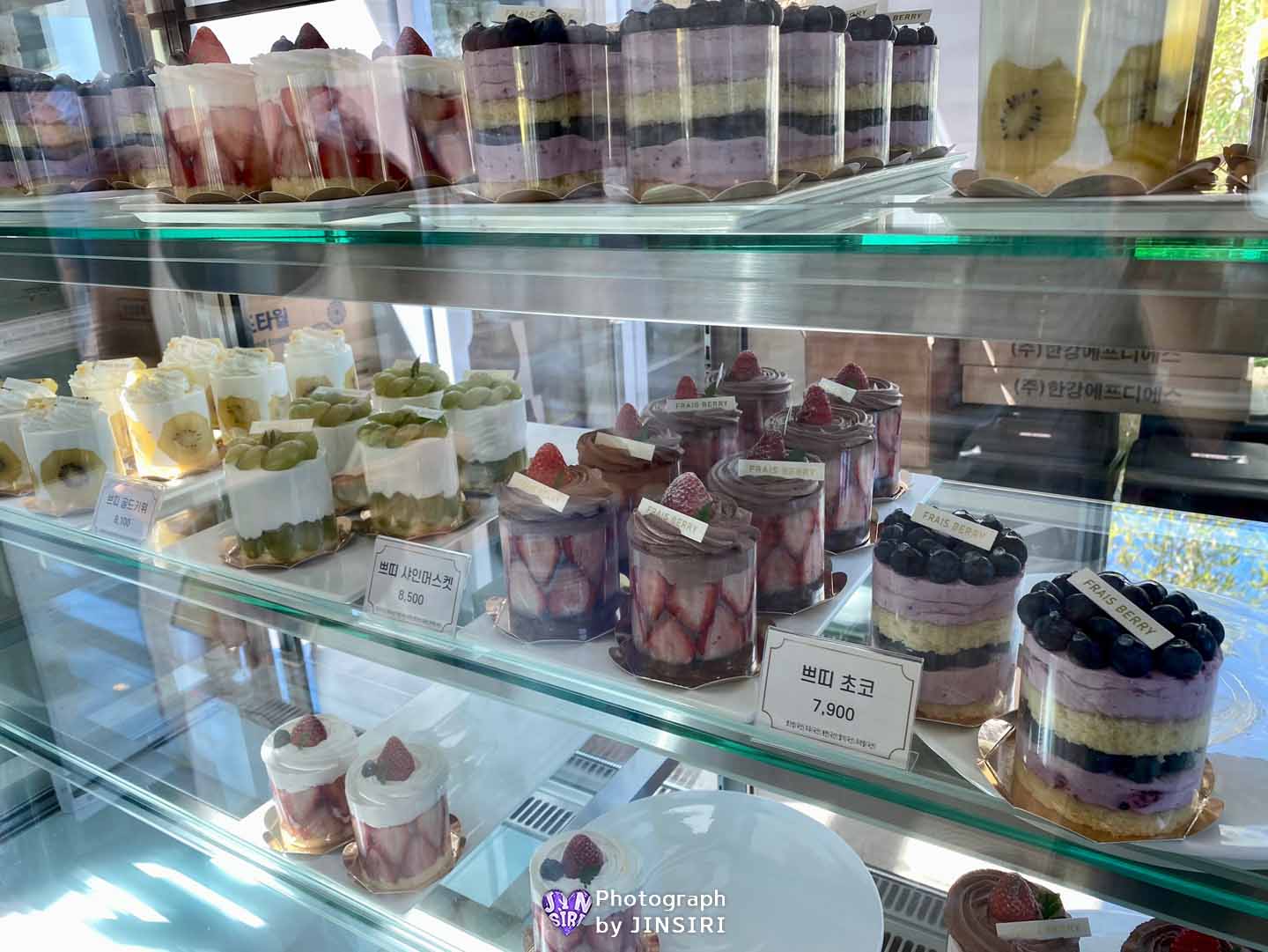 ๊ฒฝ๊ธฐ ๊ณ ์ ๋์๊ตฌ ์์ธ๊ทผ๊ต ์ ์ ์นดํ์ถ์ฒ ์ผ์ดํฌ ๋ง์ง