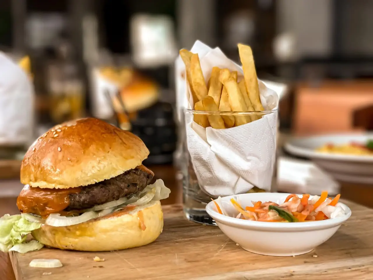 중장년 혈관 건강, 막힘을 예방하는 좋은 음식과 생활 습관