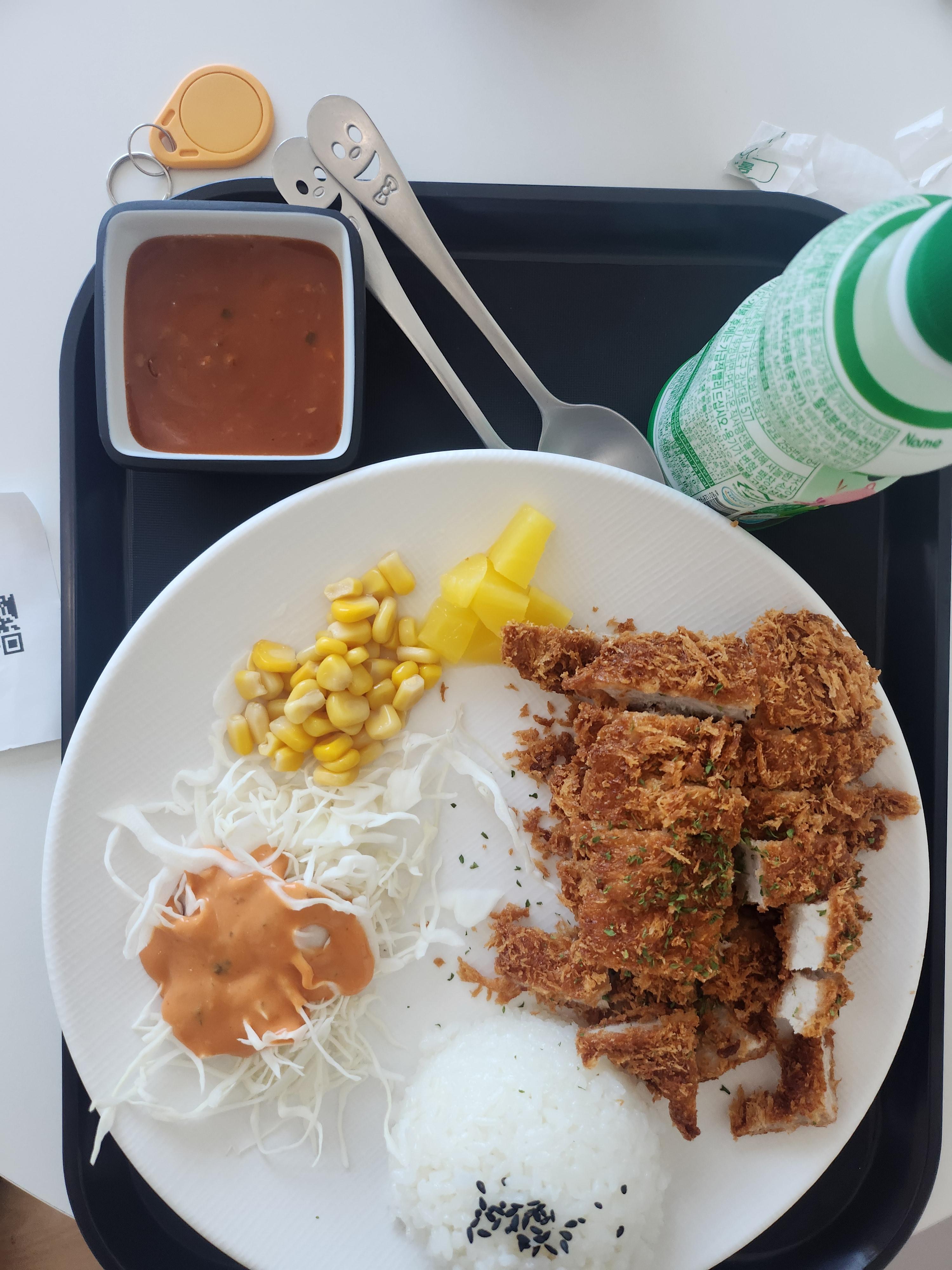 명지-아쿠아플레이하우스-돈까스