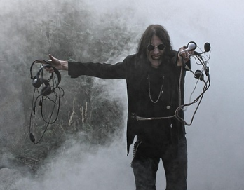 오지랖 넓은 사람