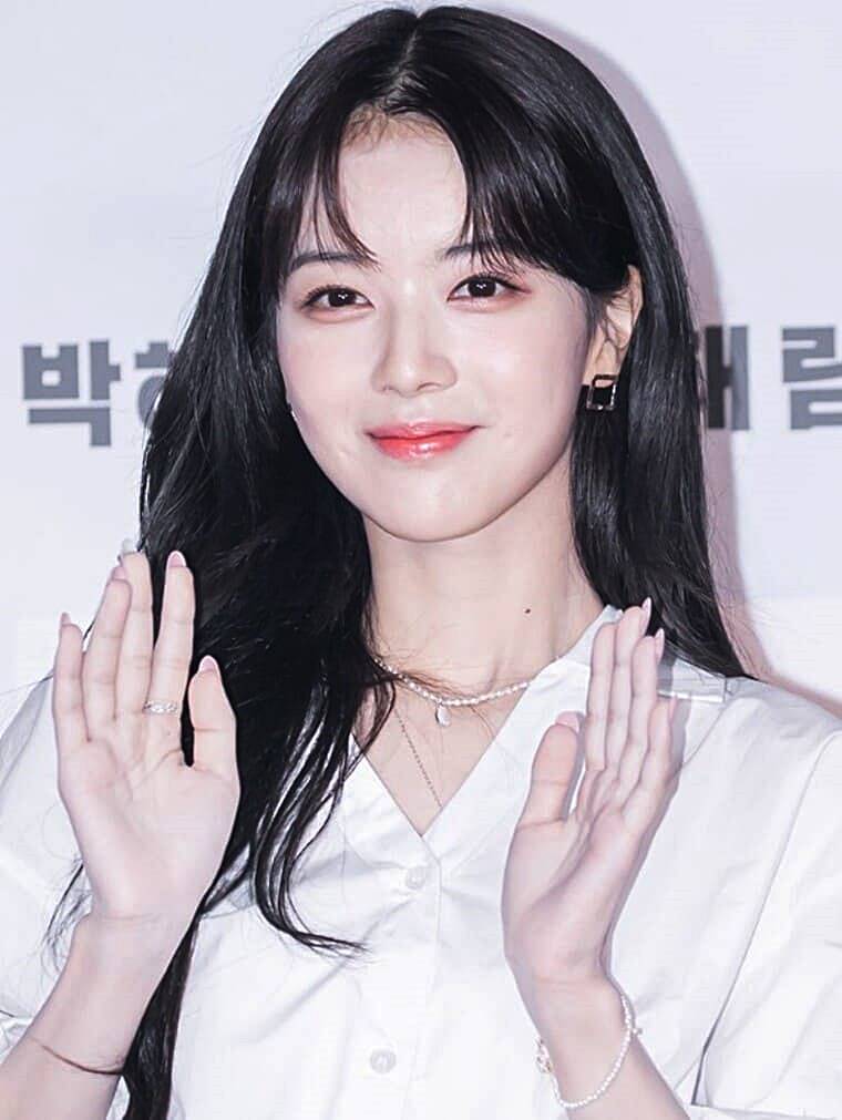 배우-노정의