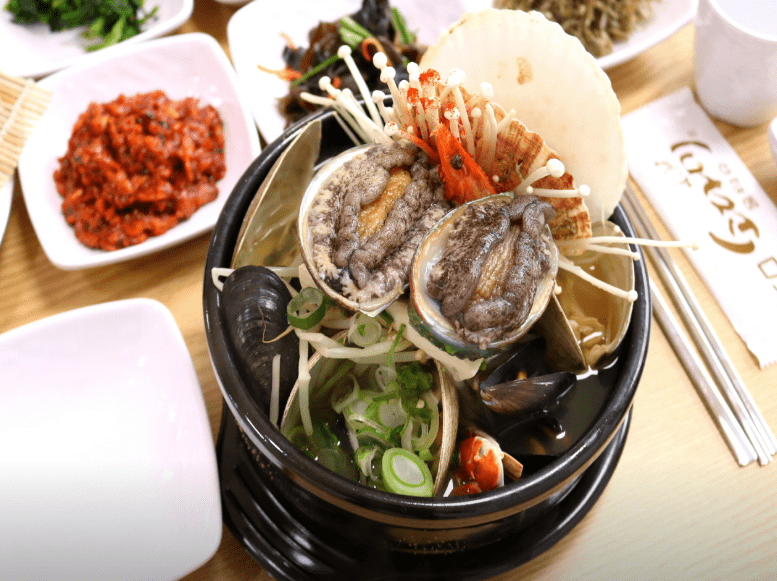 삼척 맛집 &quot;삼척전복해물뚝배기&quot; 음식 사진