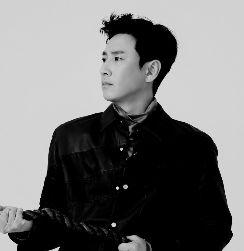 이선균