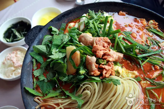 dba879bc-f924-4b1b-849f-72a888561053