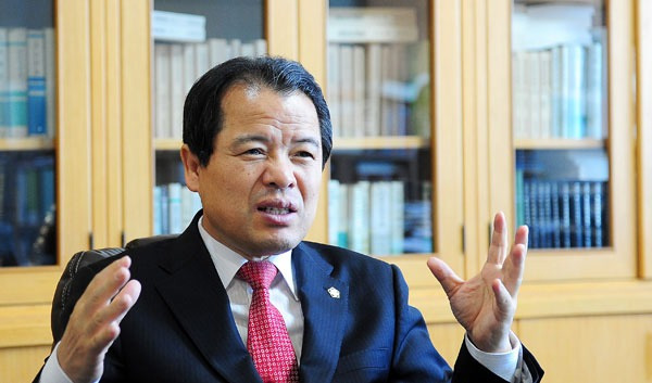 위철환 정치 경력