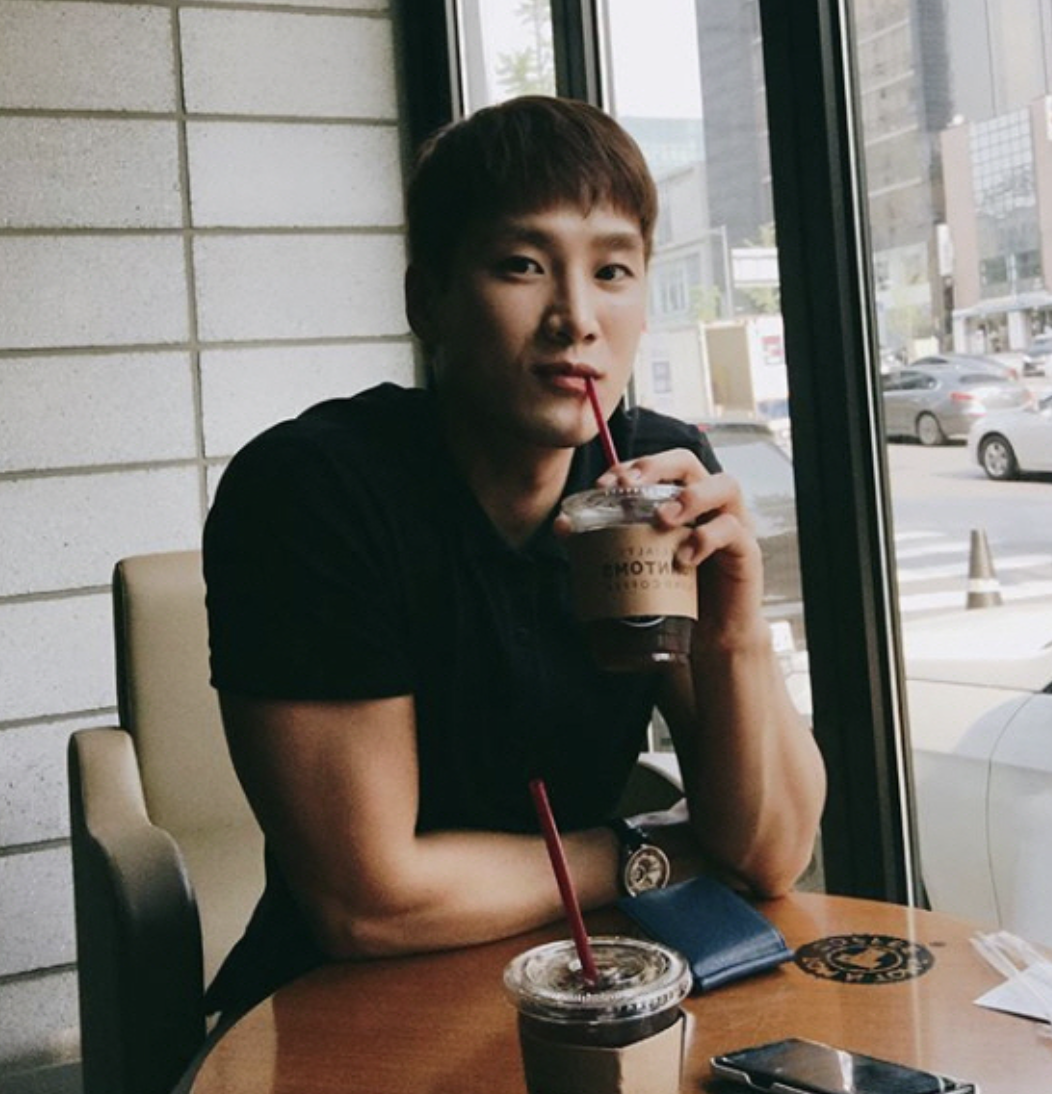 안보현24