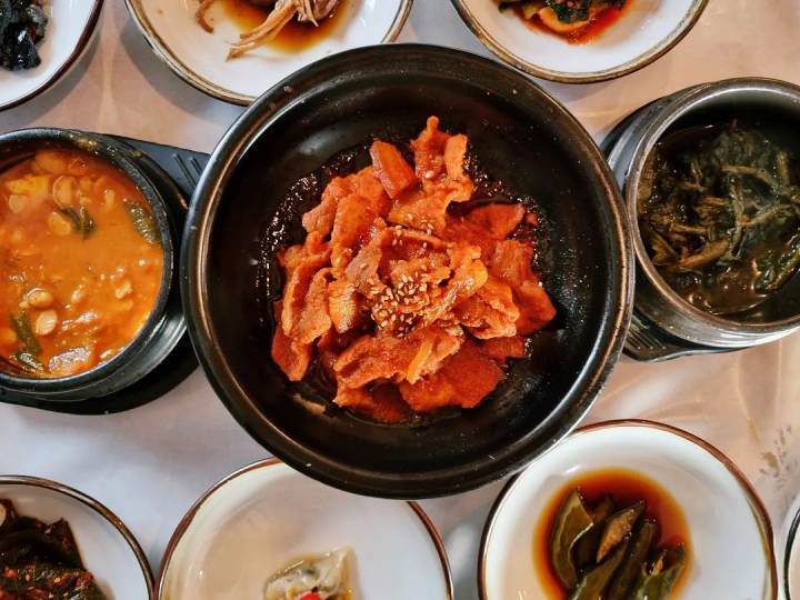 이천쌀밥 궁중음식 전문가 보리굴비 간장게장 떡갈비 불고기 한정식 이천 맛집